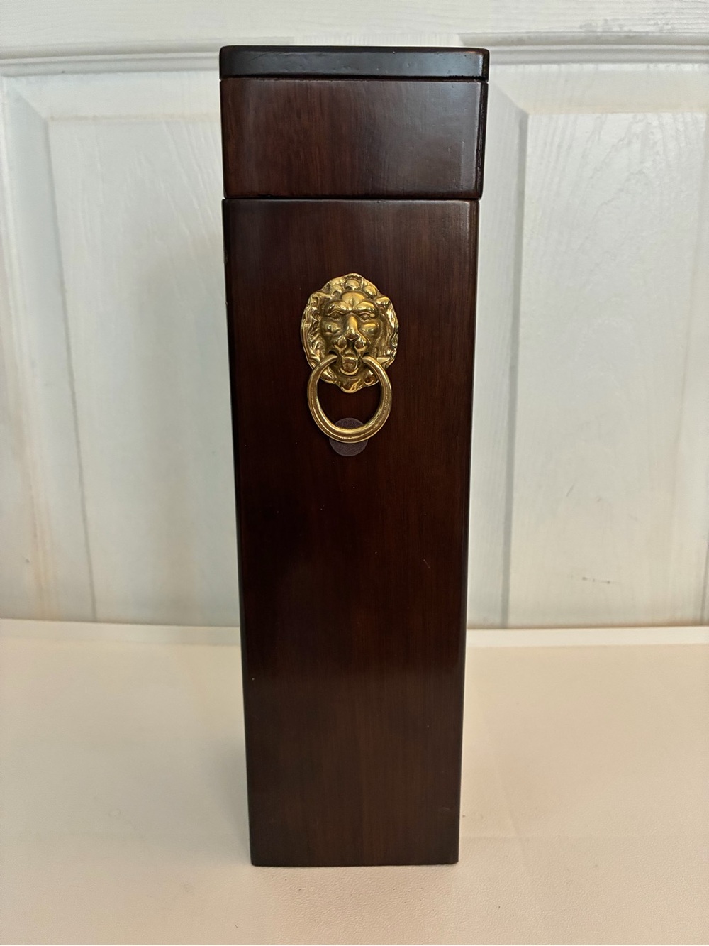 Vintage Bombay Company 1989 Mahogany Wood Tall Matchbox Case Brass Lion Head